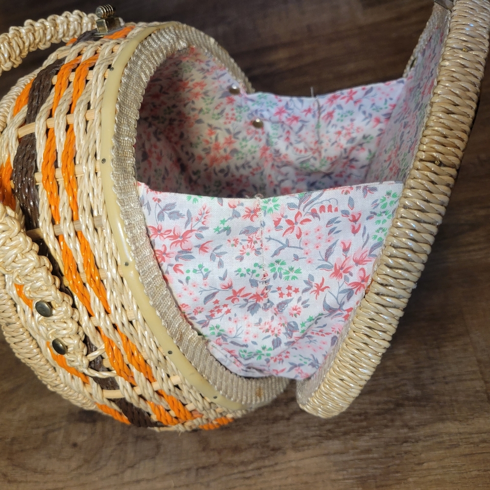 Vintage 1970s Wicker Purse with Floral Velvet Accents - Picture 9 of 14